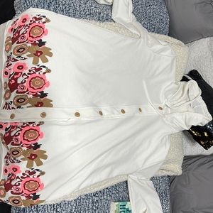 White hoodie with beautiful flowers